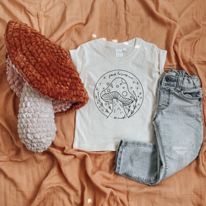 Jesus loves me… so mush / bodysuit & tee