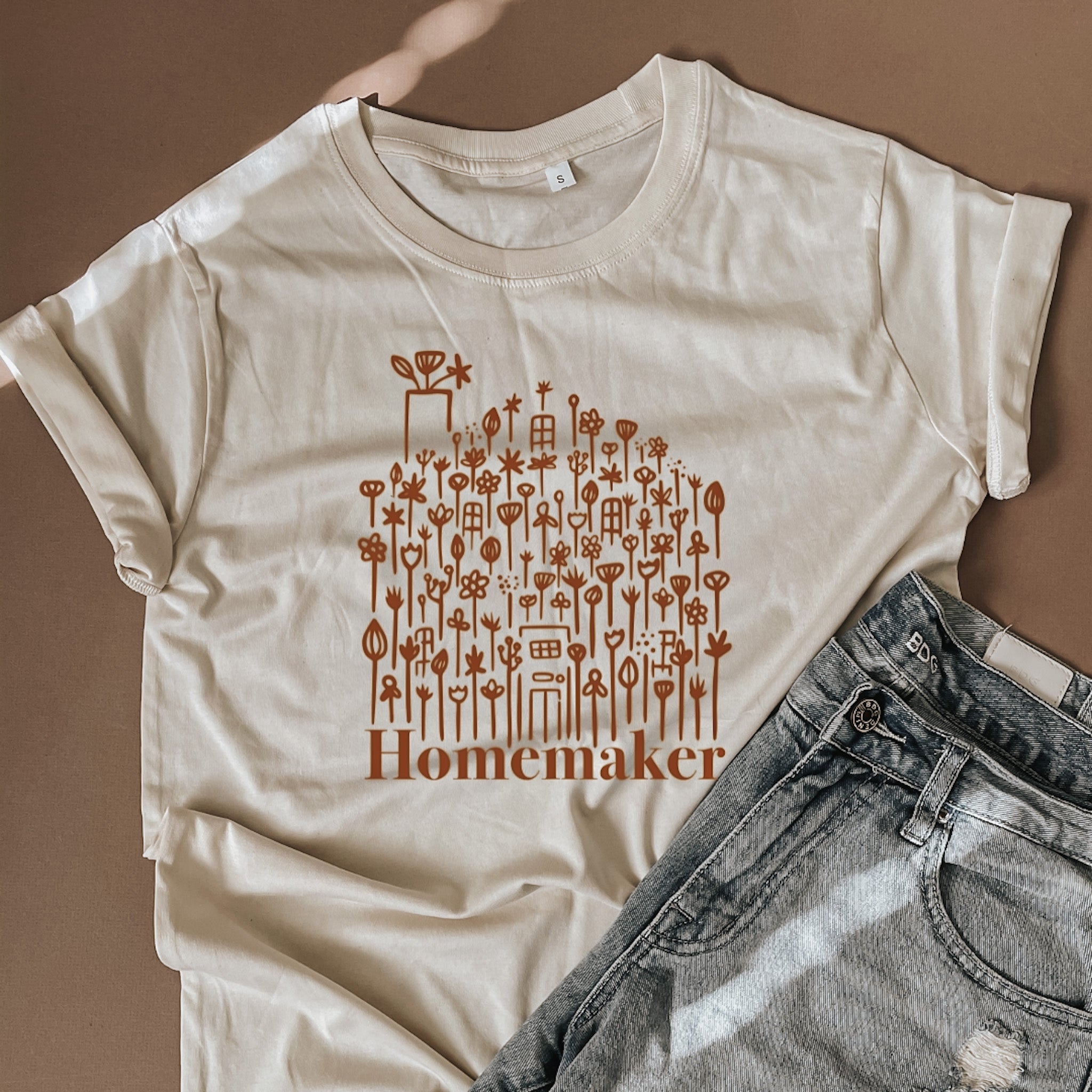 Homemaker / mama tee