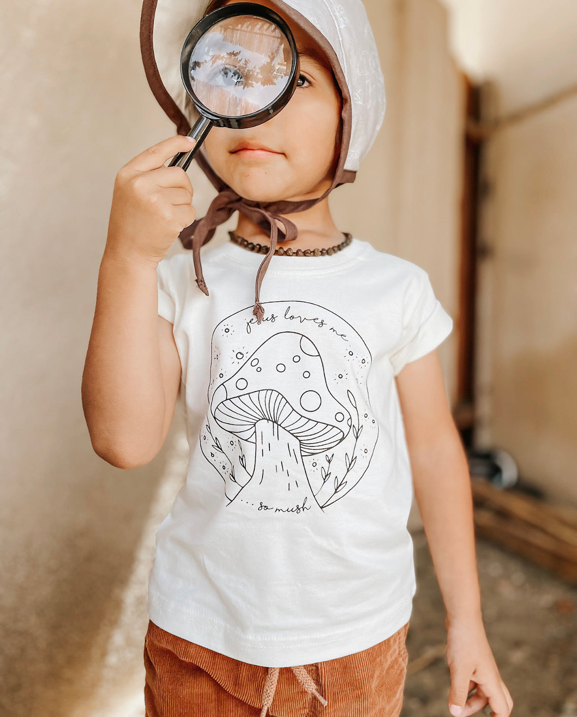 Jesus loves me… so mush / bodysuit & tee